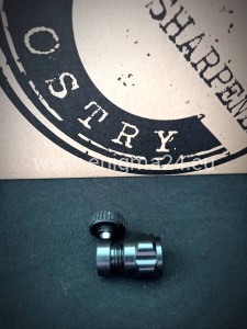 Śruba do mikro regulacji ostrzałki Ostry