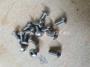 Śruba wkręt 04x008 DIN 7380 A2