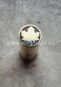 Pin mozaikowy 8mm LIŚĆ KLONU