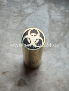 Pin mozaikowy 8mm BIO HAZARD