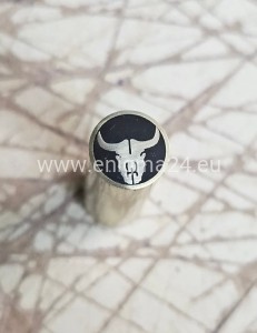 Pin mozaikowy 8mm CZASZKA BYKA